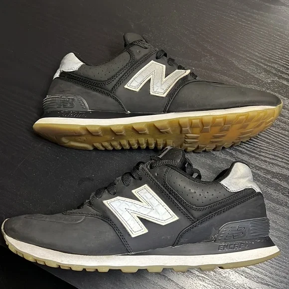 New balance shoes - Picture 3 of 4